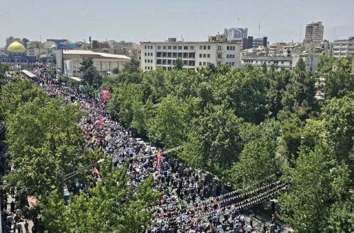 راهپیمایی همدلی و ایستادگی در تهران