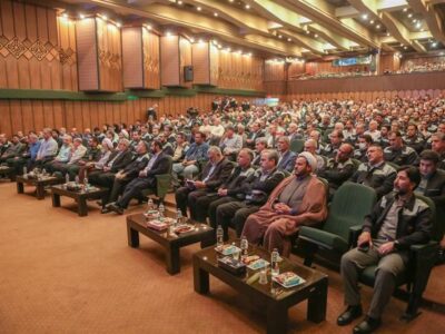 ذوب‌آهن اصفهان یك لشكر جهاد در میدان تولید است