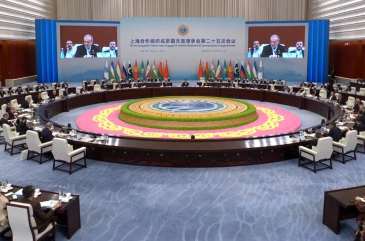 پزشکیان: شانگهای باید در مسیر صلح و اقتصاد گام بردارد