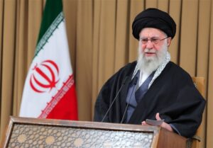رهبر انقلاب: پیغام با واسطه ایران به آمریکا دروغ محض است