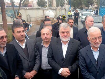 بازدید وزیر کشور از نیروگاه‌های خورشیدی و پروژه‌های عمرانی شهرستان ری