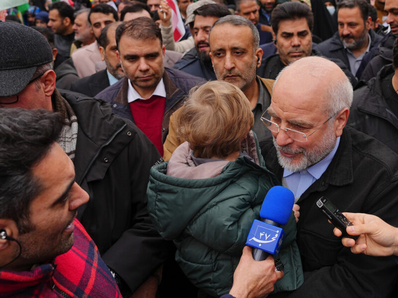 ملت ایران با حضور پرشور در راهپیمایی ۲۲ بهمن، مشت محکمی بر دهان دشمنان زد