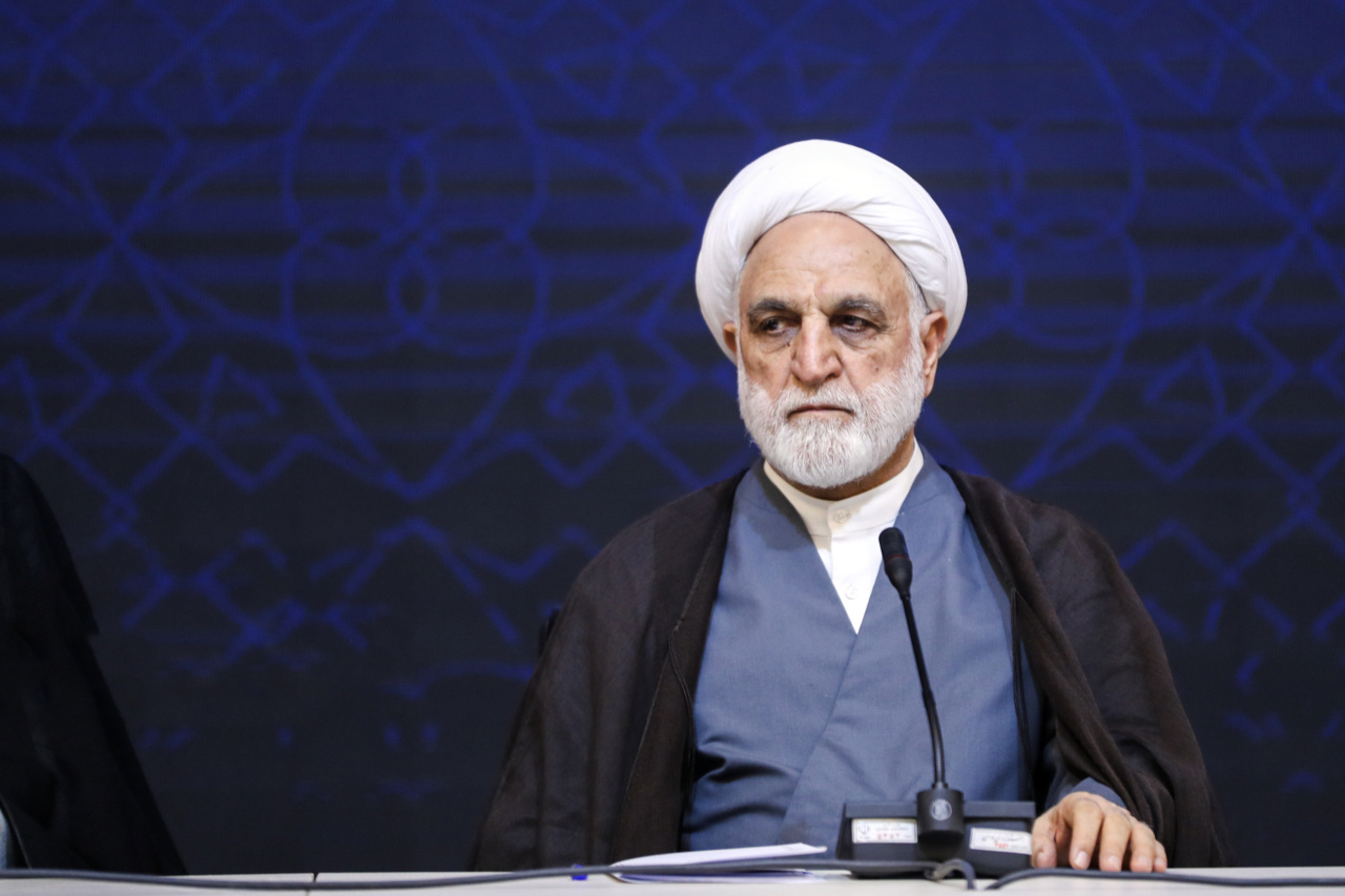محتکران و گرانفروشان کالاهای اساسی منتظر برخورد بدون مماشات عدلیه باشند