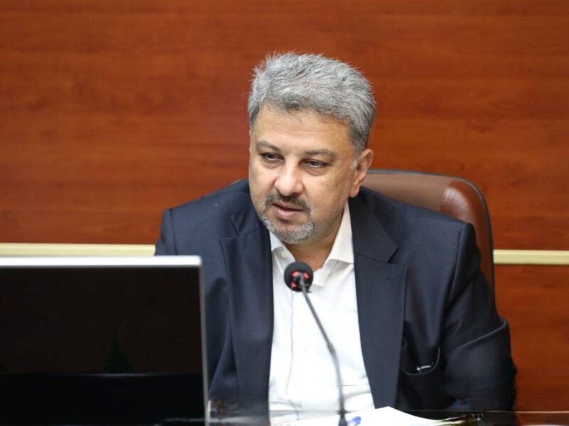 صنایع در مدار تولید امسال بابت برق جریمه نمی شوند