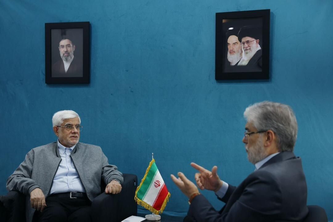 تأکید دکتر عارف بر بازسازی سریع و هماهنگی دستگاه‌ها در مدیریت پیامدهای جنگ