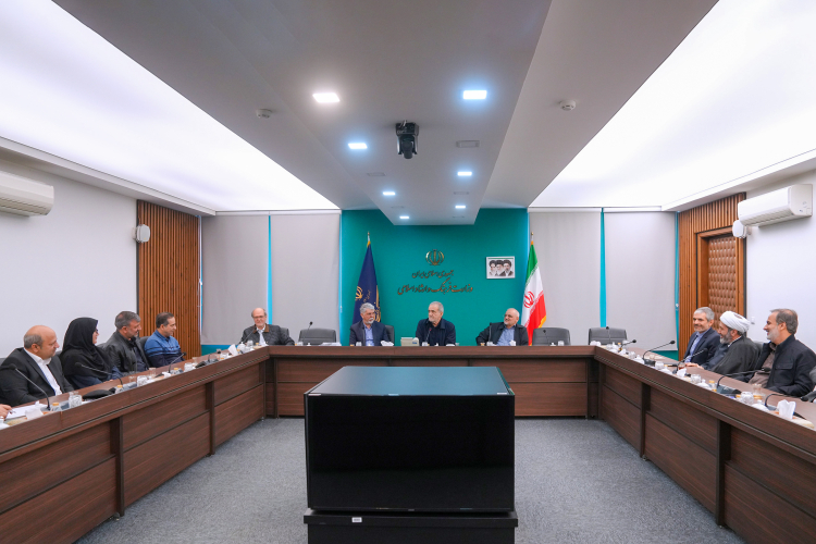 دستاورهای ملی و مقاومت ۴۰ روز ملت با تولید روایت‌های موثر منعکس شود