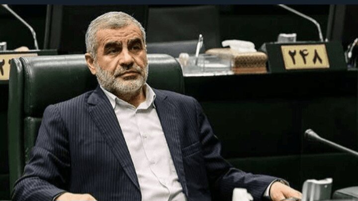 اهل باج دادن نیستیم/ مدیریت هوشمندانه تنگه هرمز نقطه قوت راهبردی ایران