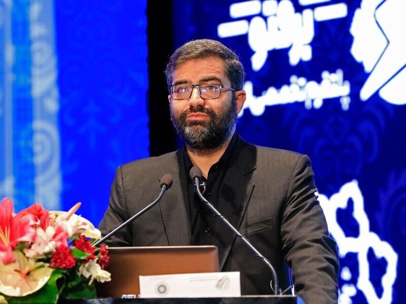 سقاب اصفهانی: بنزین و گاز گران نمیشوند؛ مدل «پاداشمحور» جایگزین افزایش قیمت شد