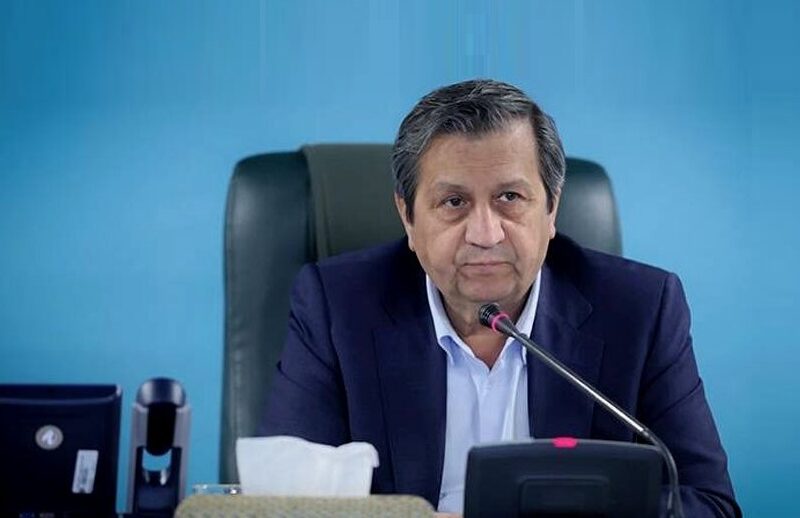 همتی: قدرت تامین ارزی بانک مرکزی با آزادسازی منابع افزایش مییابد