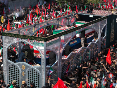 ایران در سوگ رهبری که با خون خود وحدت را جاودانه کرد