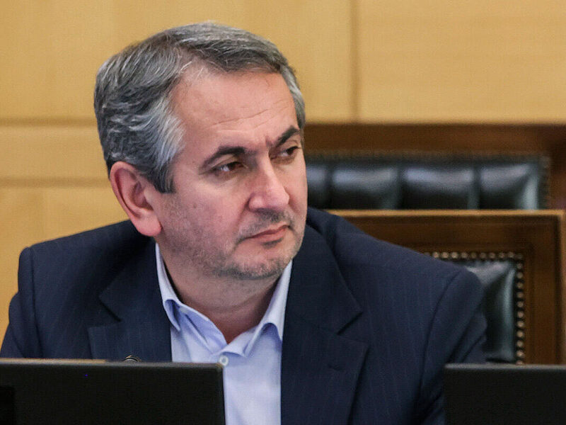 نباید ازمواضع رسمی کشور پیشی گرفت/ترور شخصیتی رجال سیاسی خط قرمز کشور است