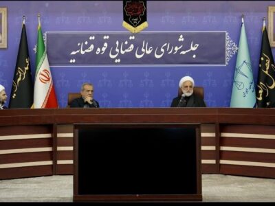 همه مکلف به حمایت از دولت در شرایط کنونی هستیم