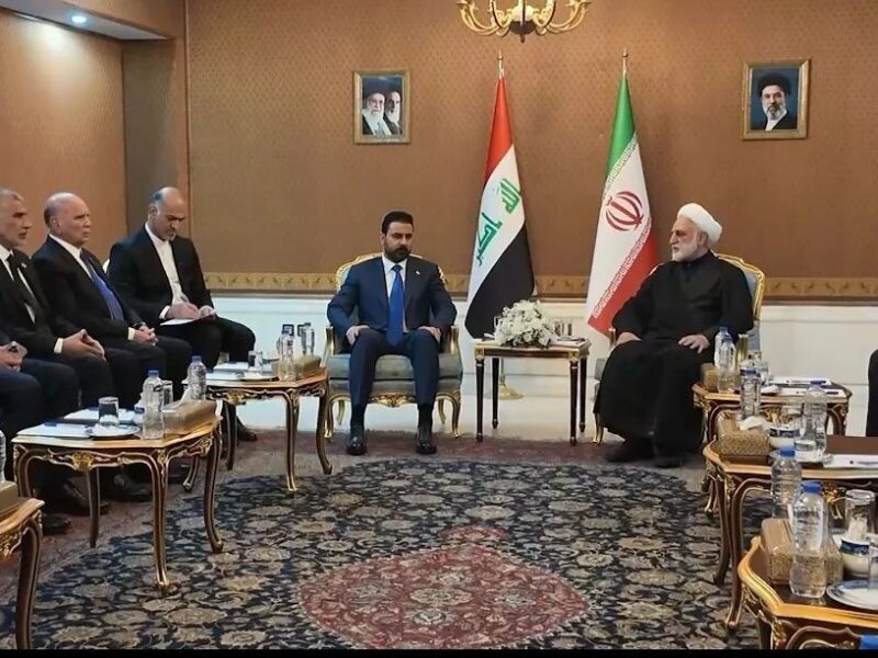 ملت ایران تسلیم‌ناپذیر است