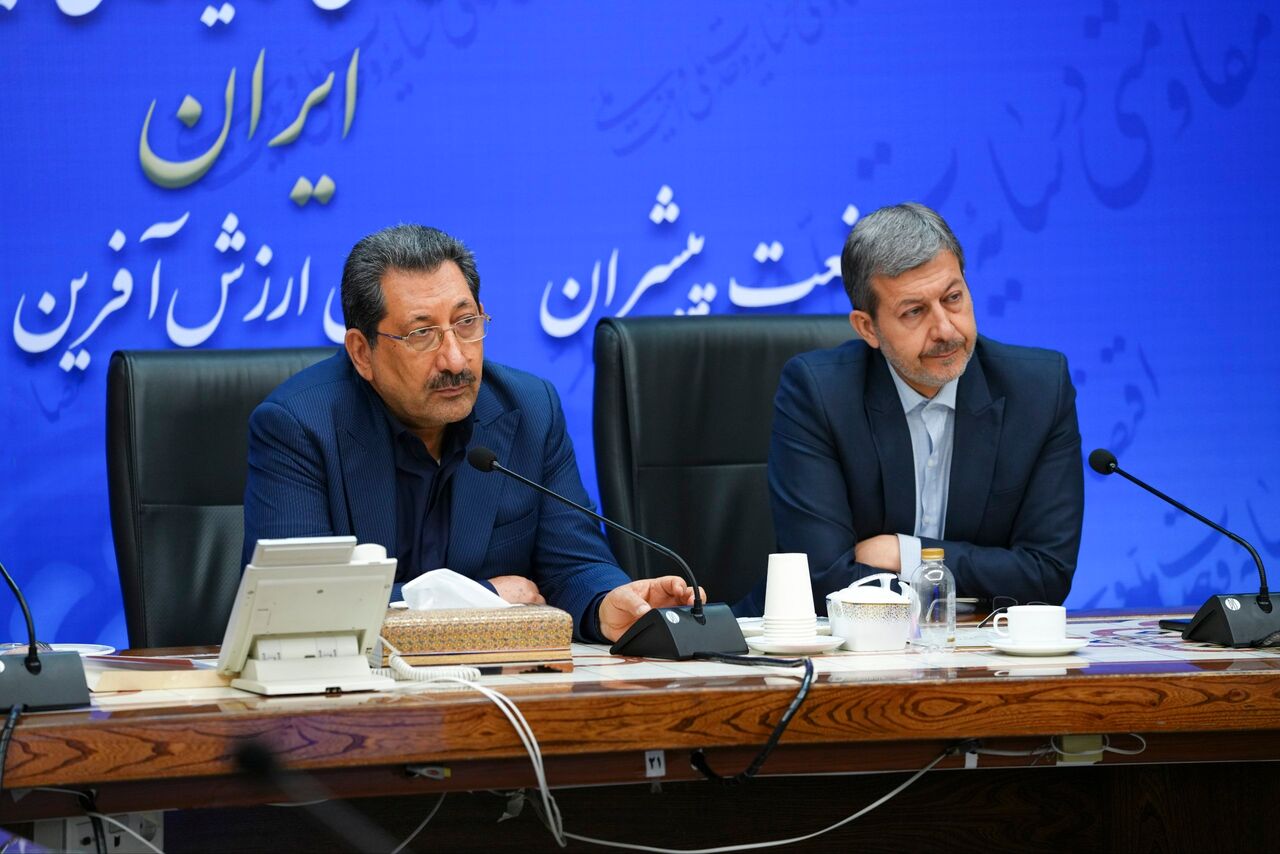 دولت با رویکردی حمایتی مسائل تولیدکنندگان را در اولویت قرار داده است