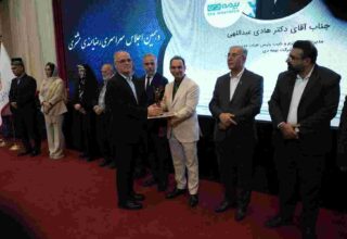 در دهمین اجلاس سراسری رضایتمندی مشتری، تندیس زرین اعتماد مشتری به بیمه دی رسید