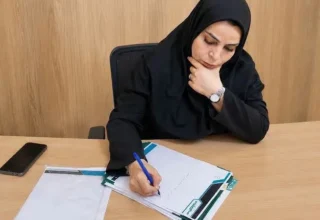 اول مهر و نیمکت‌های خالی …