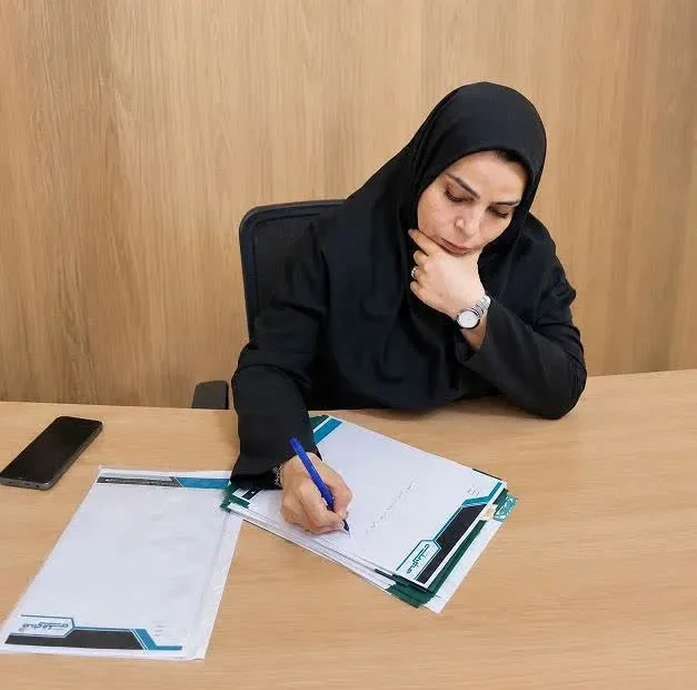 اول مهر و نیمکت‌های خالی …