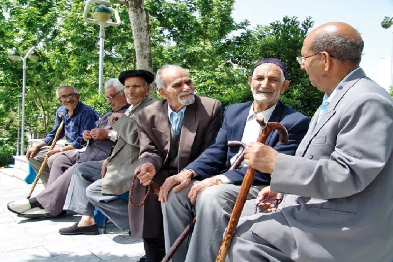 سهم سالمندی در ایران تا ۱۴۳۰ به ۳۰ درصد می‌رسد