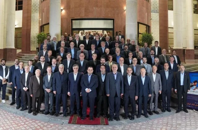 آیین گرامی‌داشت ۹۸ سالگی بانک ملی ایران برگزار شد